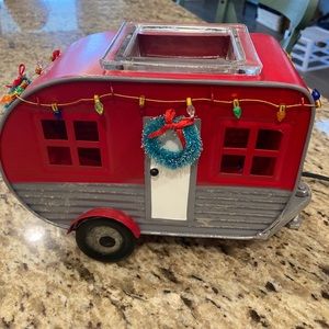 Scentsy Christmas Trailer warmer